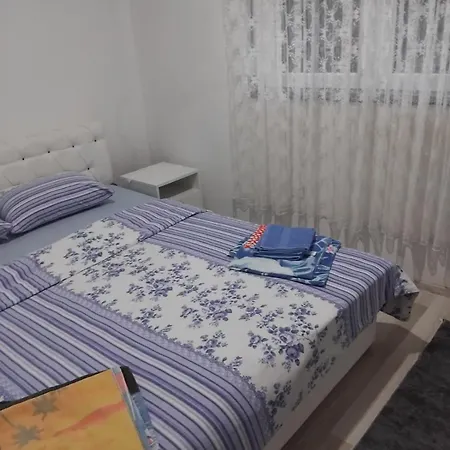 Nurka Apartment